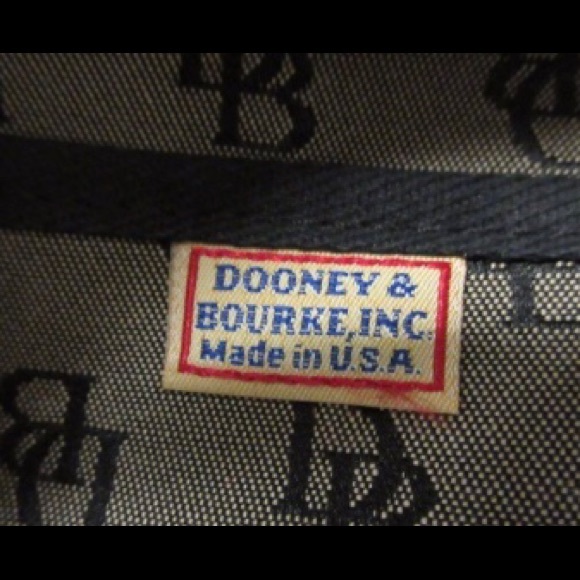 🔆SOLD🔆DOONEY & BOURKE, Inc. Authentic Vintage Purse - Picture 3 of 3